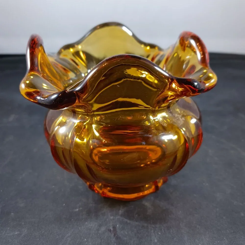 Fenton 1960's Art Glass Ruffled Rose Bowl Vase in Colonial Amber